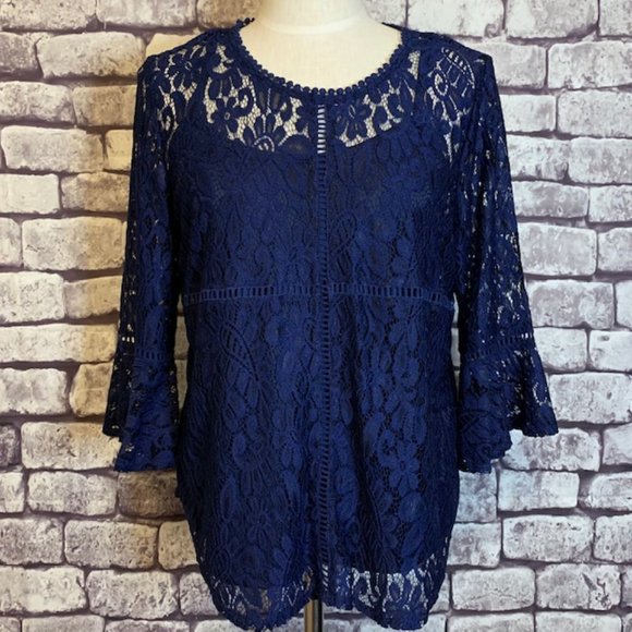 Liz Claiborne Tops - Liz Claiborne Navy Lace Top Size L